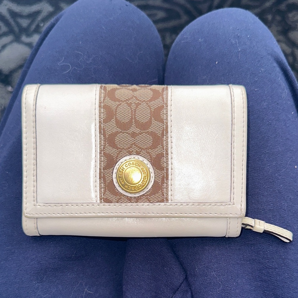 Coach white leather and Brown signature canvas Wallet